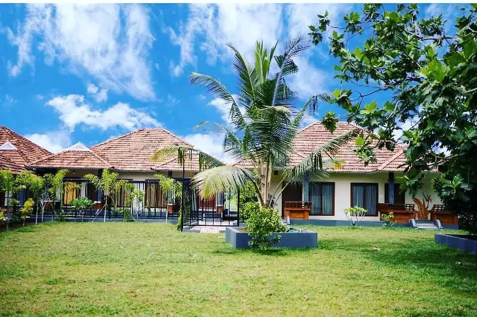 Hotel Kottackal Nature Inn Nedumbassery