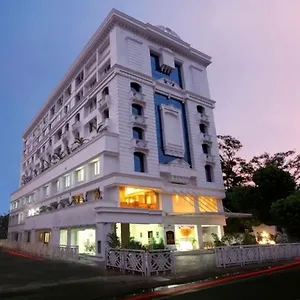 Airlink Castle **** Nedumbassery